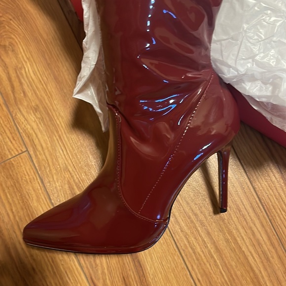 🆕 Over The Knee Burgundy Stiletto Boots 8.5 - Picture 9 of 9